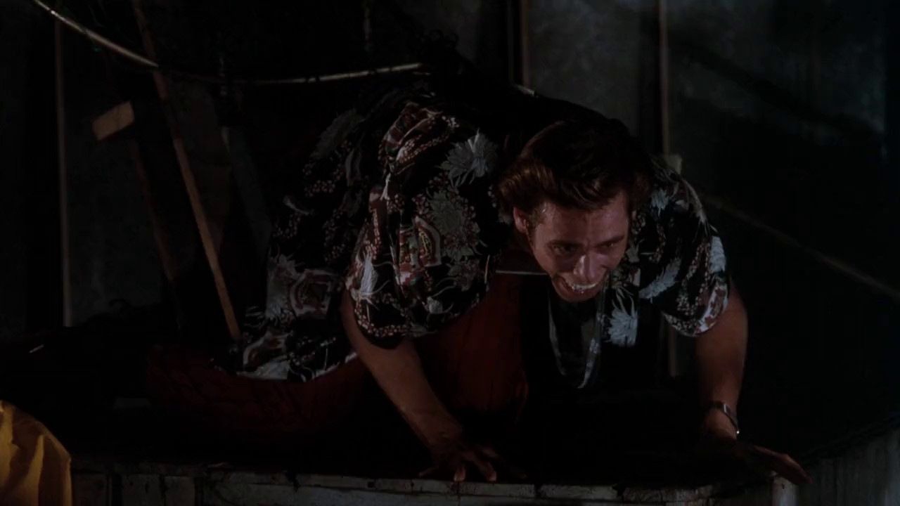 Ace Ventura Pet Detective (1994) BluRay Hin + Eng + Tam + Tel 720p x264 AVC AAC 2.0 ESub.mkv.0004